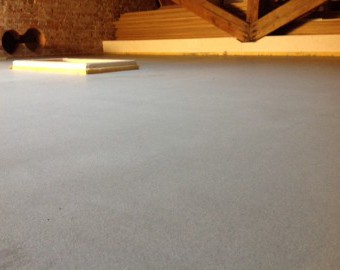 Zwaluwstaart met dekvloer