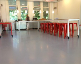 Polyurethaan afwerking op egaline